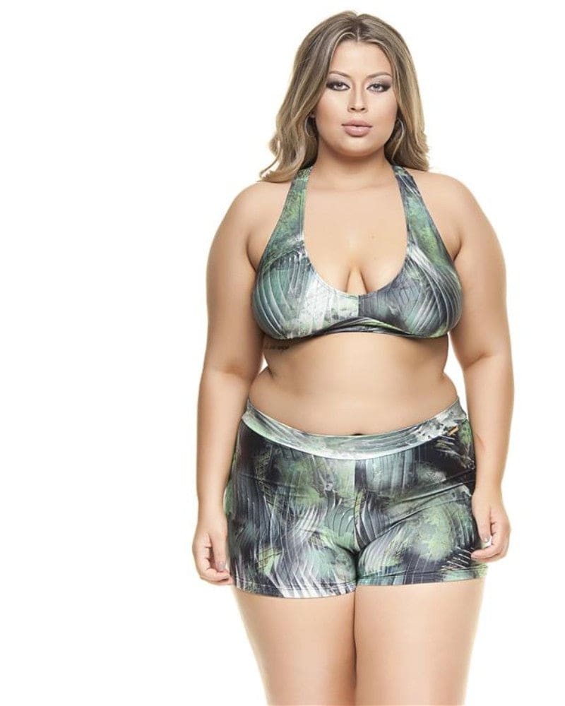 Front of a model wearing a size 28 Belted Shorts in Forest by Lehona. | dia_product_style_image_id:267467